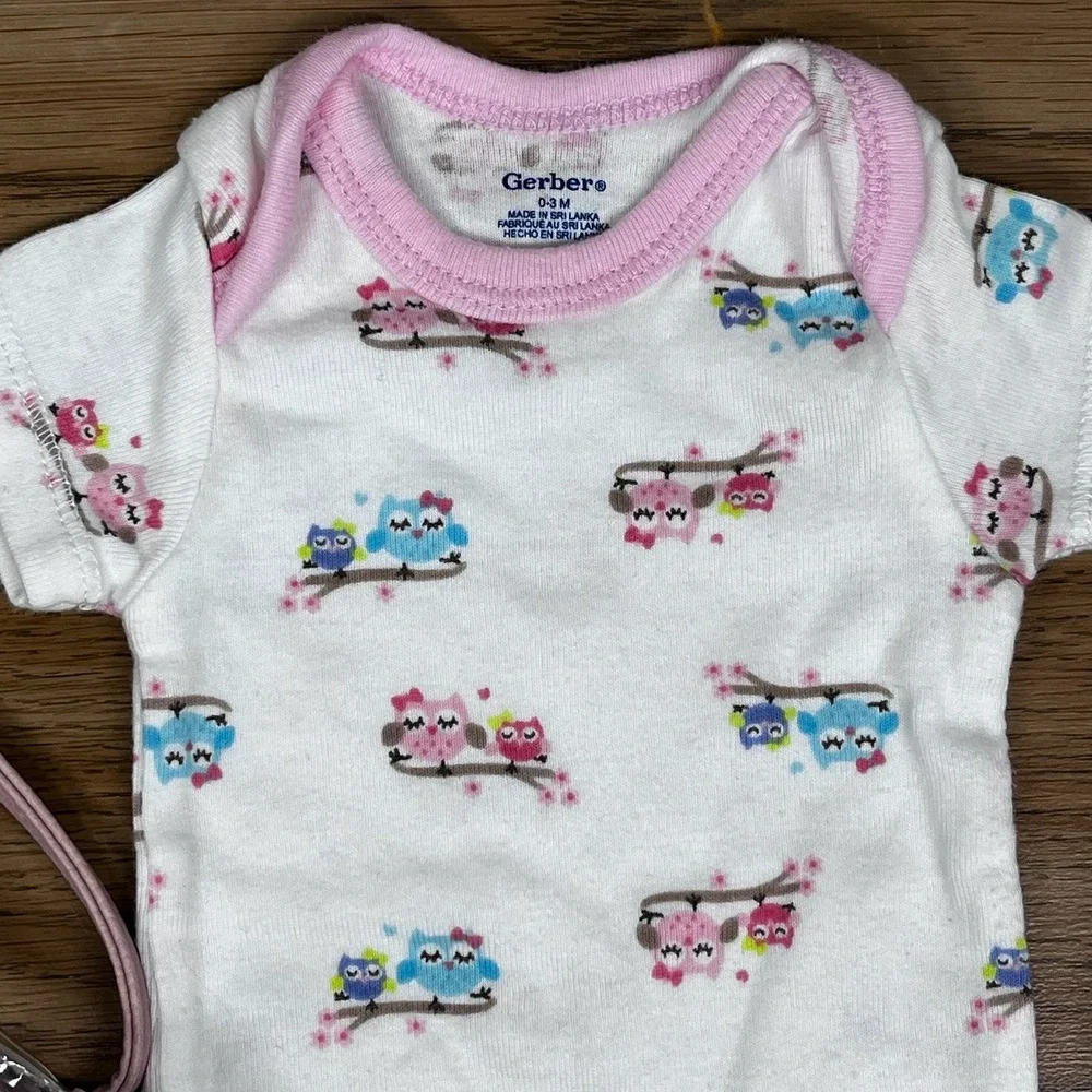 Gerber Baby Girl Owl Onesie 0-3M Crochet Blanket Pink Travel Pouch Gift Set‎